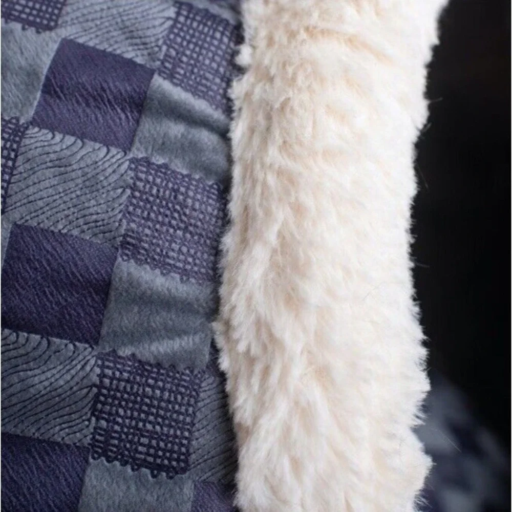 Armarkat‎ Cuddle Cave Dog Cat Pet Bed Purple Checkered Small